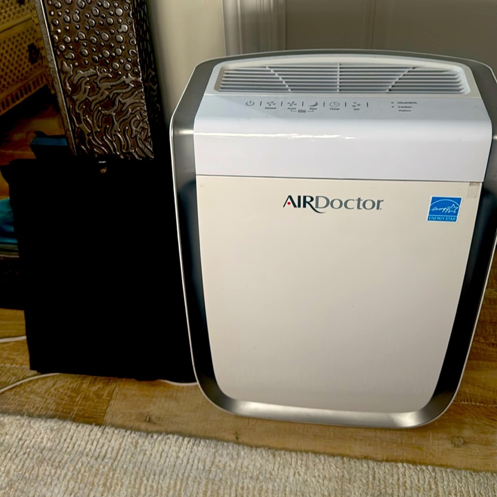 Gently used Air Doctor 3500